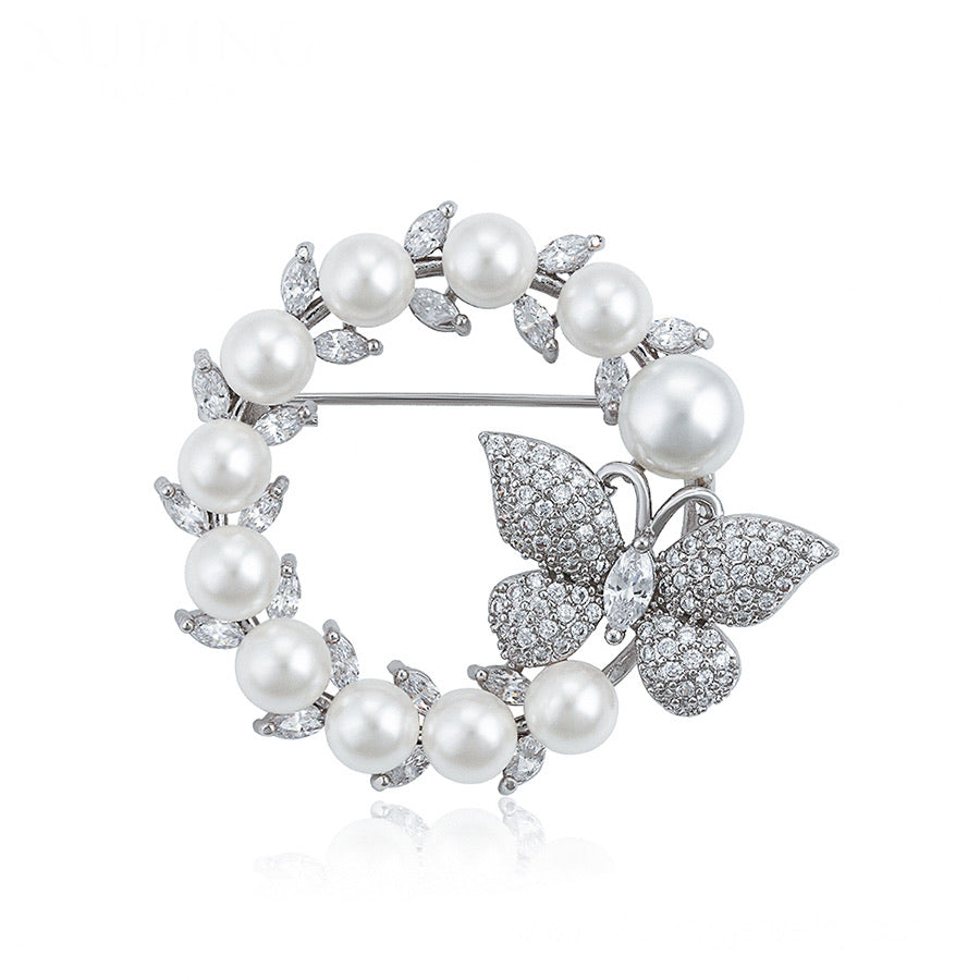 Pretty Cz Diamond Butterfly & Pearl brooch