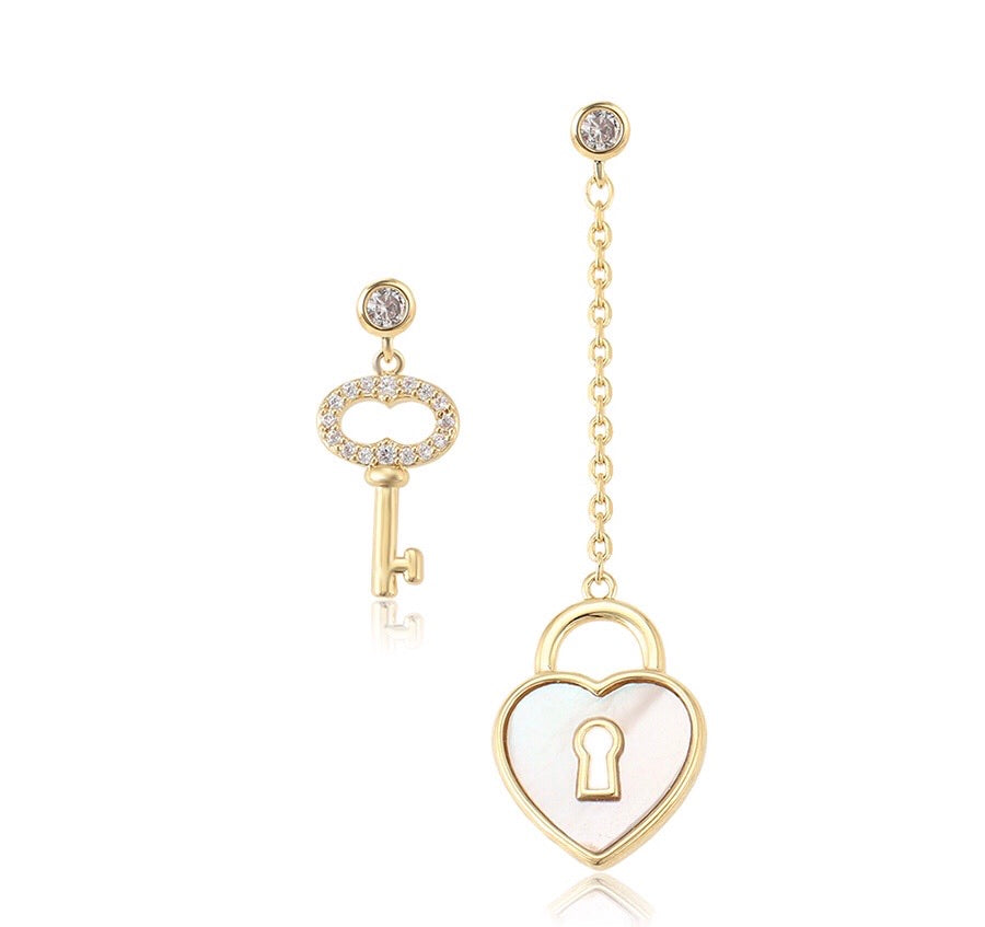 14K Gold Plated Fashion Key & Heart Earring