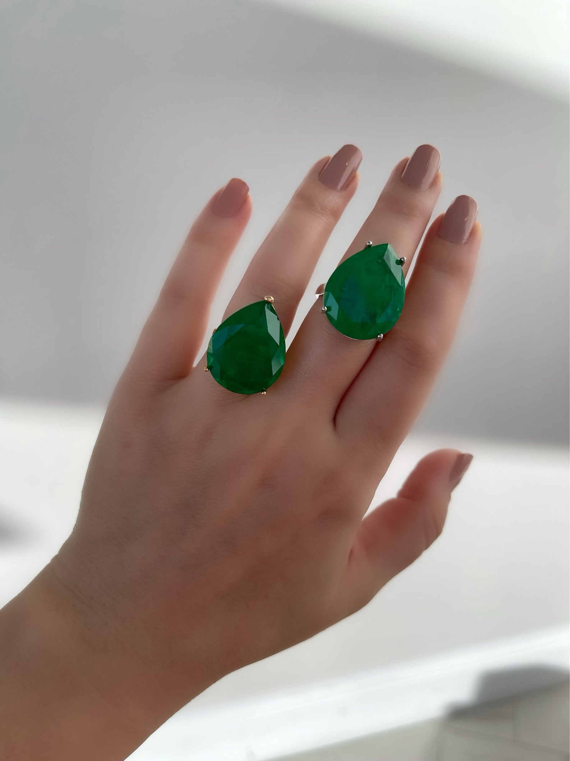 Beautiful Emerald Rhodium Plated Ring