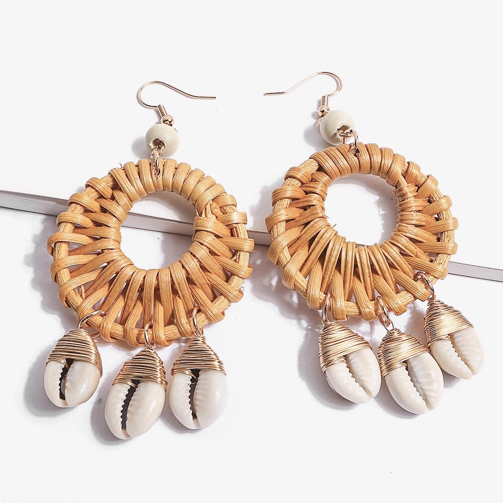 Ulva Shell Earrings